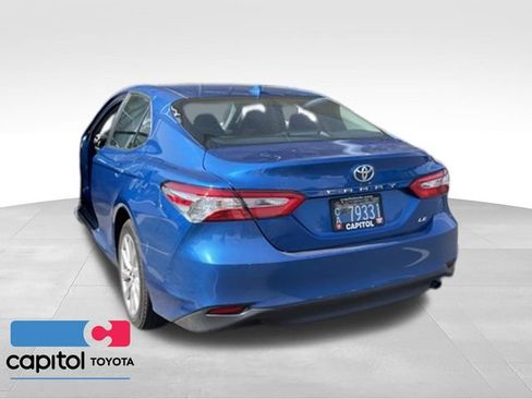 Used 2019 Toyota Camry LE FWD image 18
