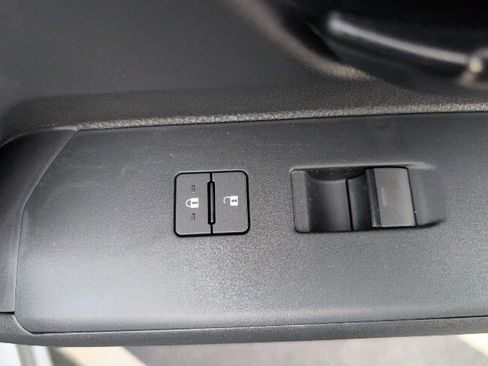 New 2025 Toyota Tacoma SR5 image 21