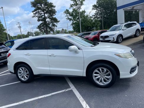 Used 2016 Acura RDX FWD w/ Technology Package image 6