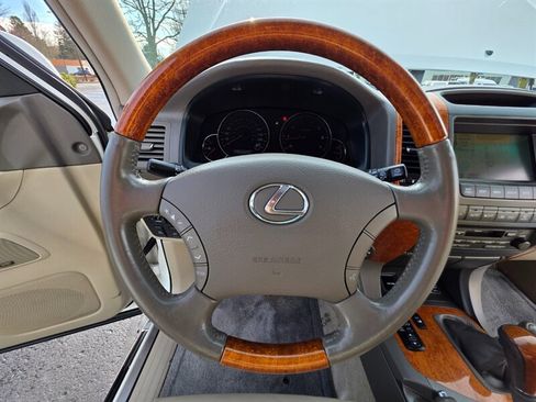 Used 2004 Lexus GX 470 image 34