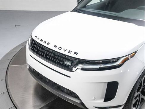Used 2026 Land Rover Range Rover Evoque S AWD/4WD image 8