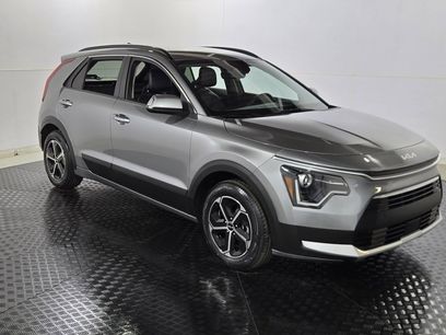 Used 2023 Kia Niro EX