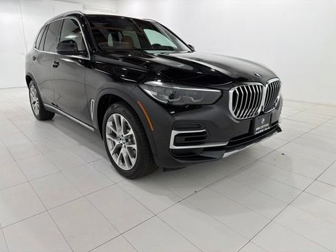 Used 2023 BMW X5 xDrive40i w/ Premium Package AWD/4WD image 7