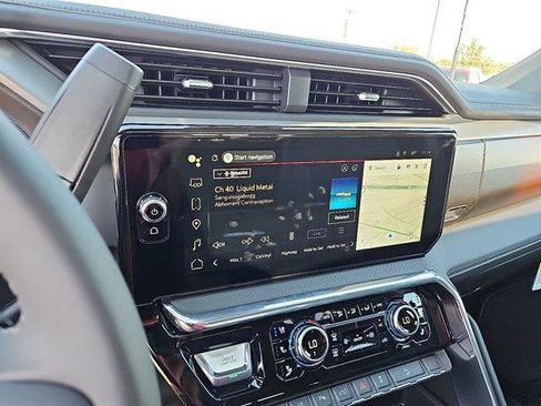 New 2026 GMC Sierra 3500 Denali w/ Denali Reserve Package image 17