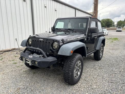 Used 2015 Jeep Wrangler Rubicon w/ Trailer Tow Group AWD/4WD image 8