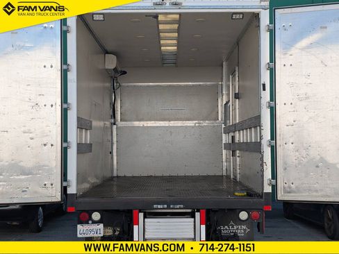 Used 2015 Ford F550 2WD Regular Cab Super Duty image 11