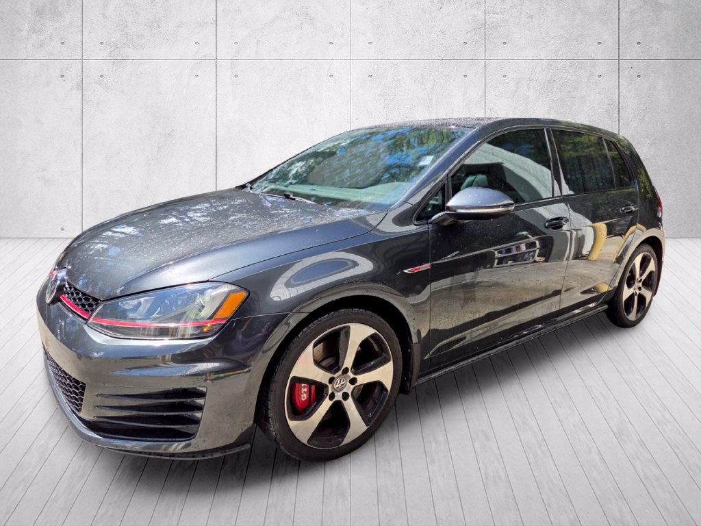 Used 2017 Volkswagen Golf 4-Door FWD image 9