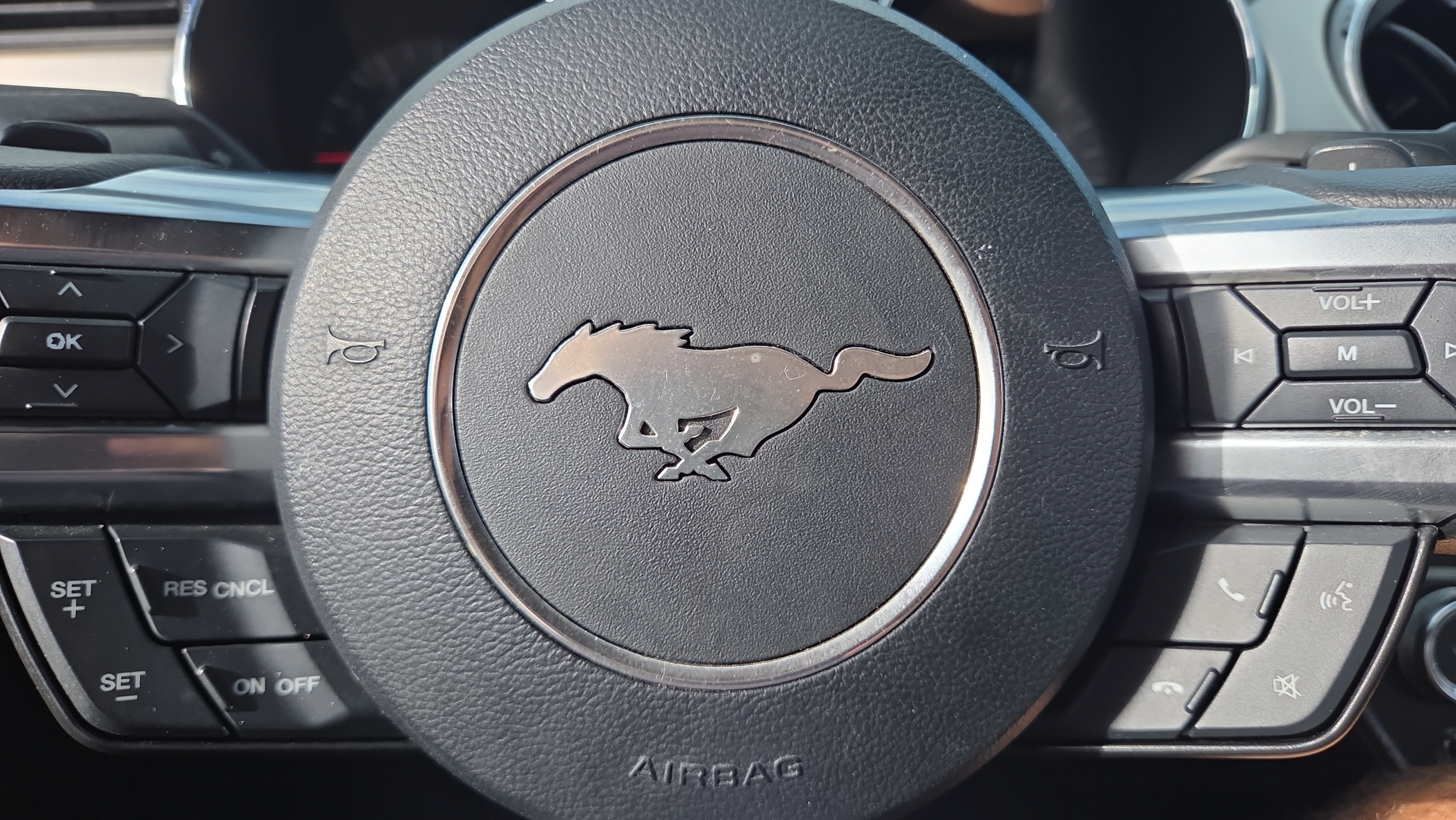 Used 2016 Ford Mustang Premium RWD image 21