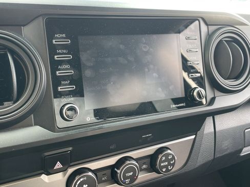 Used 2022 Toyota Tacoma SR image 6