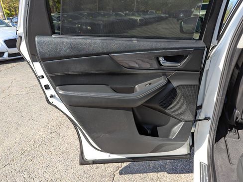 Used 2022 Acura MDX SH-AWD w/ Advance Package image 39