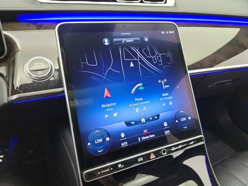 Used 2022 Mercedes-Benz S 500 4MATIC image 10