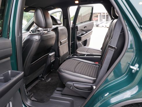 Used 2024 Nissan Pathfinder Rock Creek AWD/4WD image 37