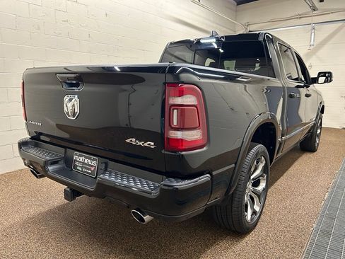 Used 2023 RAM 1500 Limited AWD/4WD image 2