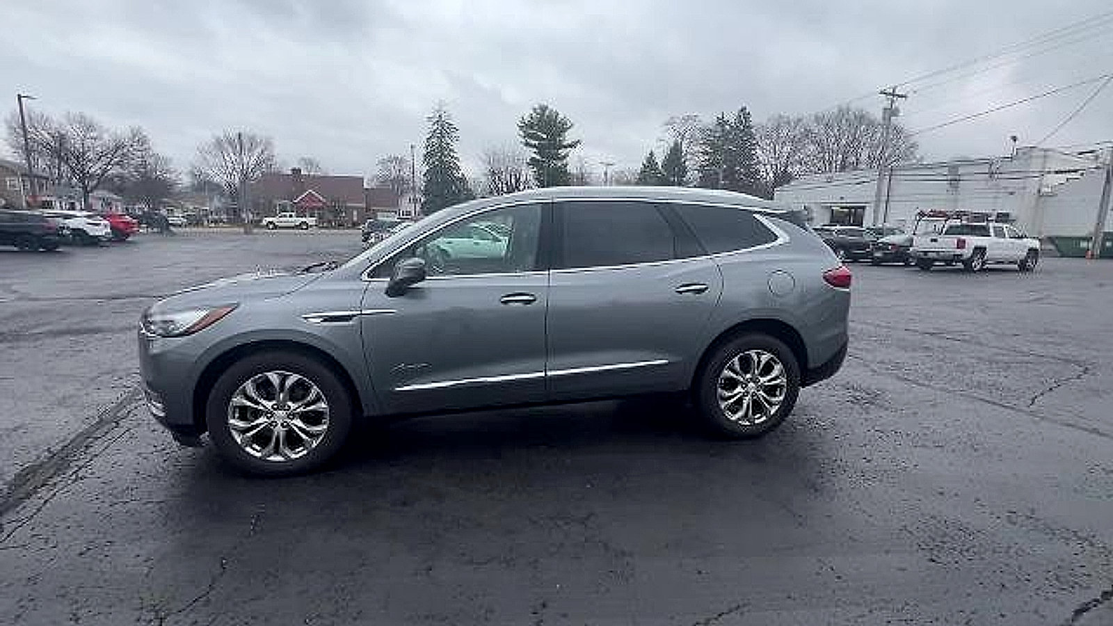 Certified 2018 Buick Enclave Avenir w/ Avenir Technology Package AWD/4WD image 5