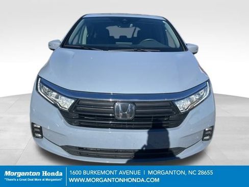 Used 2023 Honda Odyssey Elite image 2
