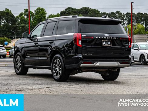 Used 2025 Ford Expedition Platinum AWD/4WD image 6