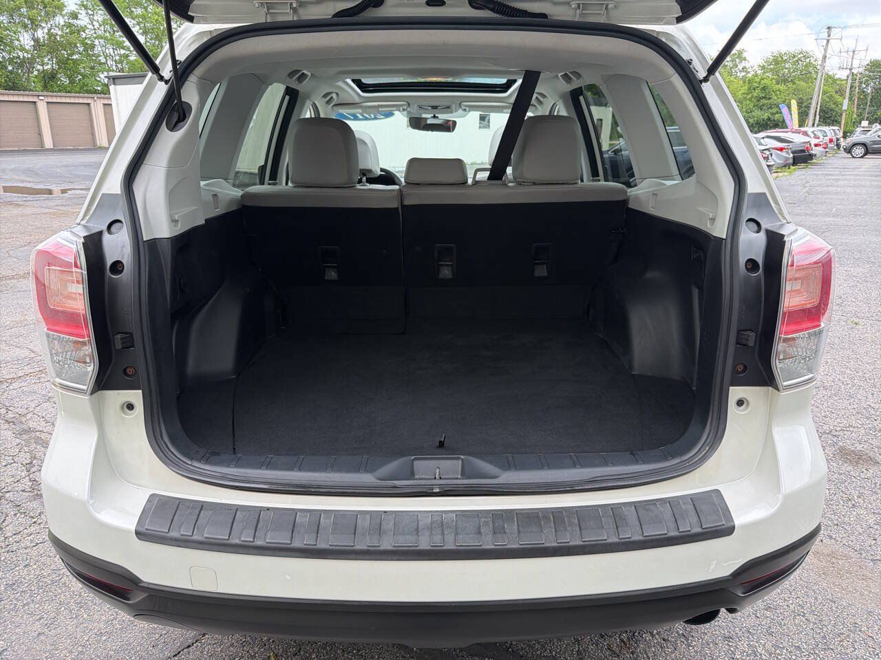 Used 2017 Subaru Forester 2.5i Limited w/ Protection Package #2 AWD/4WD image 34
