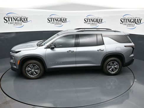 Used 2026 Chevrolet Traverse LT FWD image 21