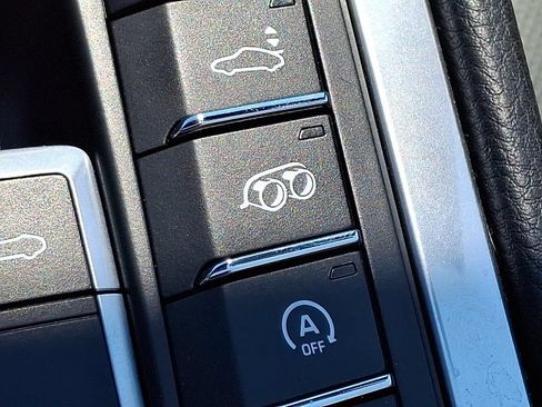 Used 2024 Porsche 718 Boxster S RWD image 23
