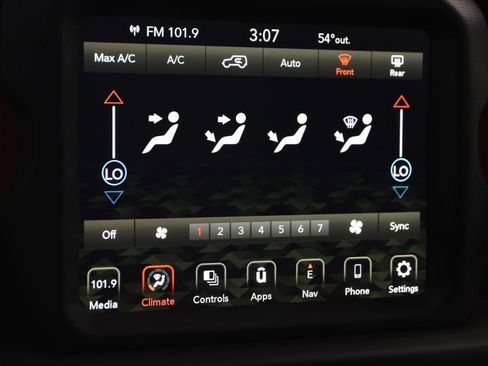 Used 2022 Jeep Wrangler Unlimited Rubicon w/ LED Lighting Group image 34