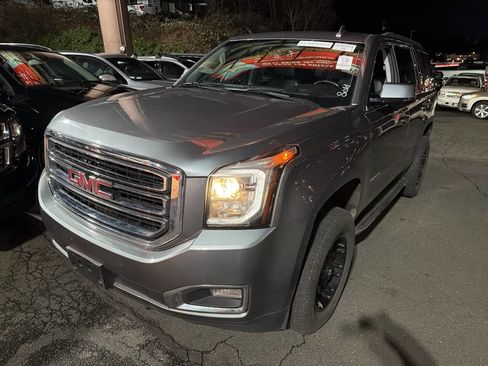Used 2020 GMC Yukon SLT image 1