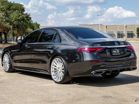 Used 2023 Mercedes-Benz S 580 4MATIC Sedan w/ AMG Line image 11