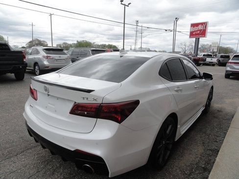 Used 2019 Acura TLX V6 w/ Technology & A-SPEC Pkg FWD image 9