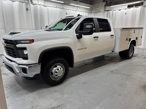 New 2026 Chevrolet Silverado 3500 W/T w/ WT Convenience Package AWD/4WD image 1