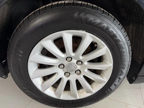 Used 2013 Chrysler 300 image 11