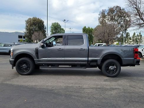 New 2026 Ford F250 4x4 Crew Cab Super Duty image 2