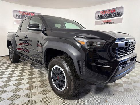 Used 2024 Toyota Tacoma TRD Off-Road image 1