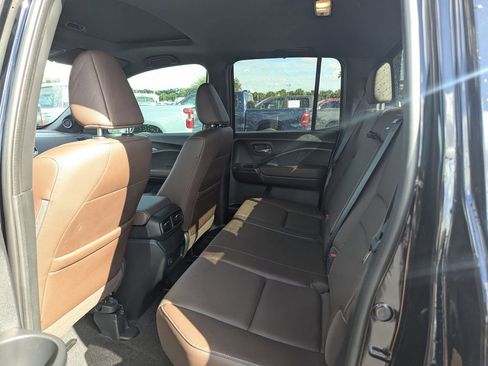 Used 2025 Honda Ridgeline RTL image 14