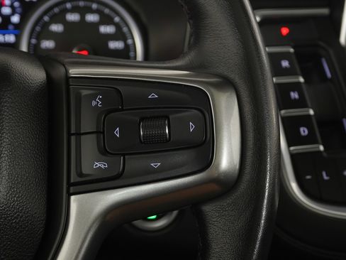 Used 2021 Chevrolet Tahoe Z71 w/ Z71 Off-Road Package AWD/4WD image 21