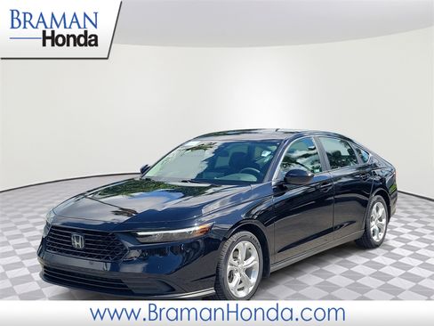 Certified 2024 Honda Accord LX image 1