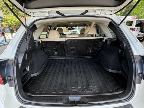 Used 2016 Subaru Outback 2.5i Limited image 21