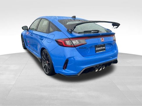 Used 2023 Honda Civic Type R image 5