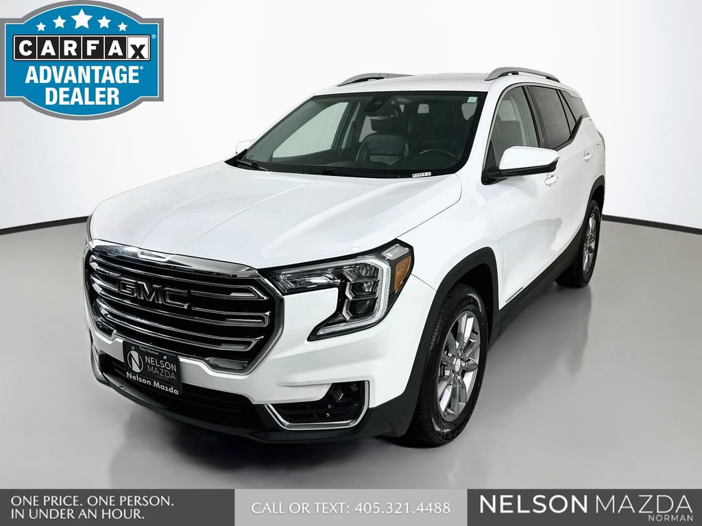Used 2024 GMC Terrain SLT AWD/4WD image 1