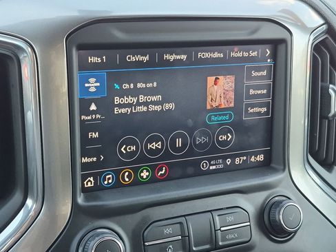 Used 2021 Chevrolet Silverado 1500 LT Trail Boss w/ Convenience Package II AWD/4WD image 13