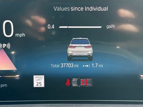 Used 2023 BMW X7 xDrive40i w/ Executive Package image 44