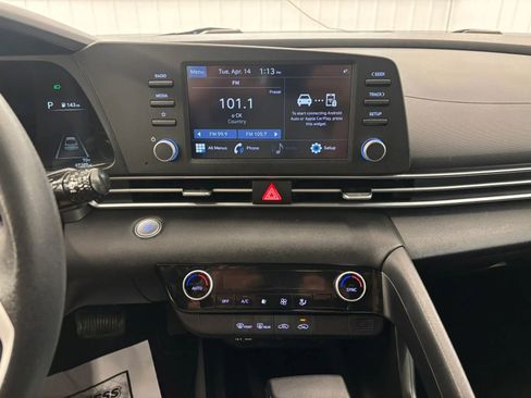 Used 2023 Hyundai Elantra SEL FWD image 38