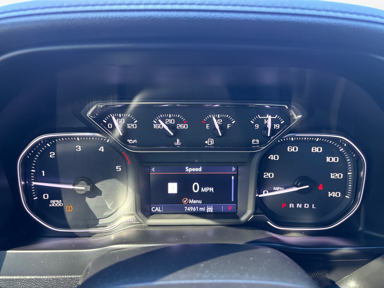 Used 2020 GMC Sierra 2500 AT4 w/ AT4 Premium Package AWD/4WD image 15