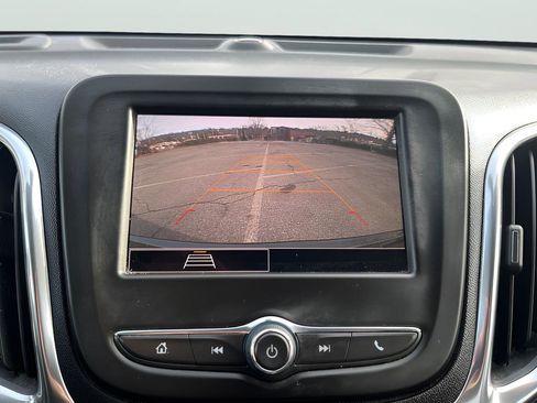 Used 2022 Chevrolet Equinox LT image 27