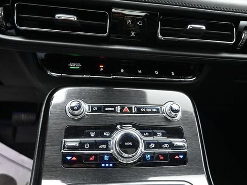 Certified 2023 Lincoln Nautilus Reserve FWD image 18
