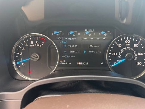Used 2023 Chevrolet Tahoe Premier AWD/4WD image 5