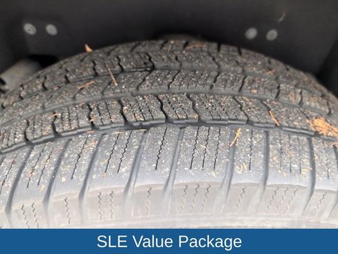 Used 2018 GMC Yukon SLE w/ SLE Value Package image 20