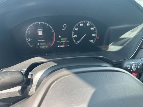 Used 2023 Honda CR-V EX image 6