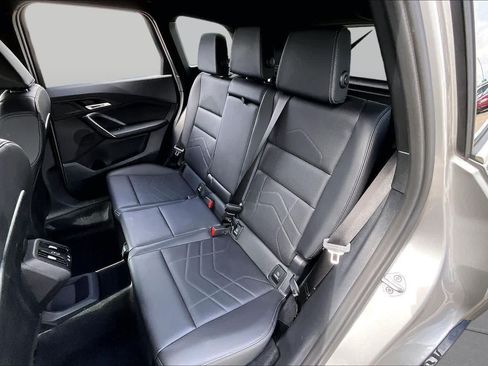 Used 2025 BMW X1 xDrive28i AWD/4WD image 19