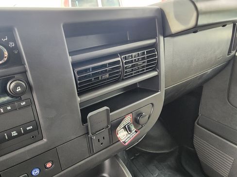 New 2025 Chevrolet Express 2500 w/ Driver Convenience Package image 32