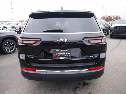 Certified 2024 Jeep Grand Cherokee L Limited w/ Luxury Tech Group II image 18