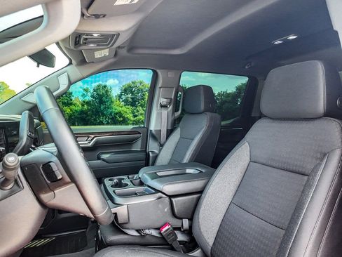 Used 2024 GMC Sierra 1500 Elevation image 19